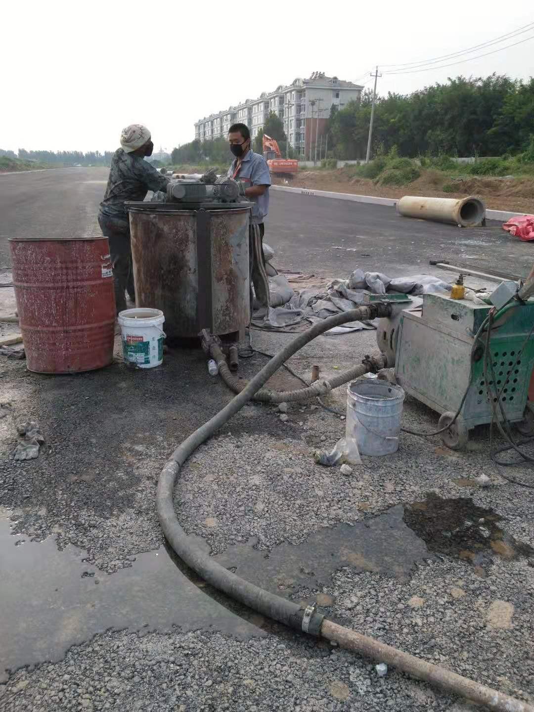 赤壁进行地基基础加固的原因和方法都有哪些呢？